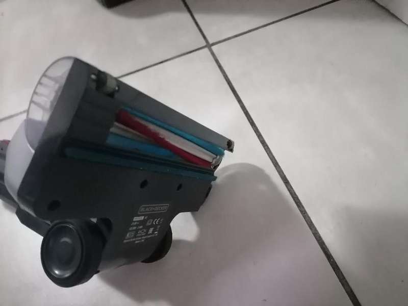 *LIQUIDATION ITEM**R30 FREIGHT*BLACK+DECKER 21.6V 3-IN-1 CORDLESS STICK VACUUM*NO CHARGER*POWERS ON