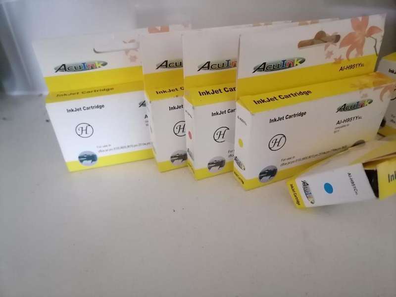 *FESTIVE DEALS*R30 FREIGHT FOR THE LOT*LOT OF BRAND NEW INK CARTRIDGES AND TONERS*
