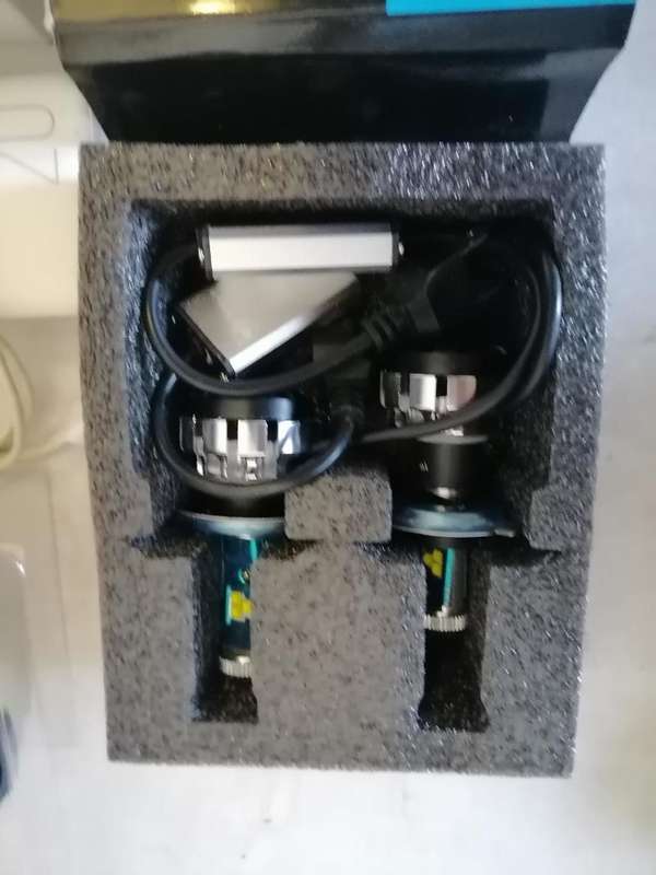 *YEAR END CLEARANCE*R30 FREIGHT FOR THE LOT**LOT OF WORKING ELECTRONICS***