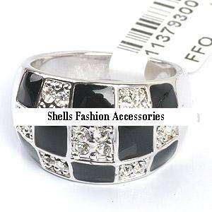 Stunning Onyx and Diamond White Gold Ring