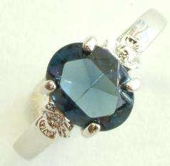 Gorgeous 3.0ct Saphire and White Gold Ring