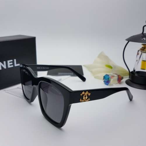 BRAND NEW CHANEL DESIGNER SUNGLASSES FOR SALE