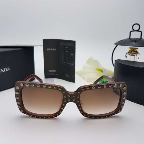 BRAND NEW PRADA DESIGNER SUNGLASSES FOR SALE