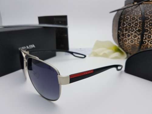 BRAND NEW PRADA POLARIZED DESIGNER SUNGLASSES FOR SALE