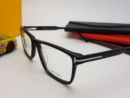 BRAND NEW TOM FORD DESIGNER SPECTACLE FRAME FOR SALE
