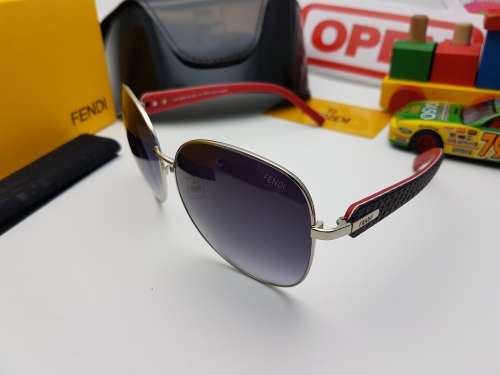 BRAND NEW FENDI DESIGNER SUNGLASSES FOR SALE