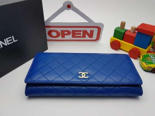 BRAND NEW CHANEL 100% GENUINE LEATHER DESIGNER WALLET FOR SALE