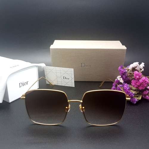 BRAND NEW DIOR DESIGNER SUNGLASSES FOR SALE