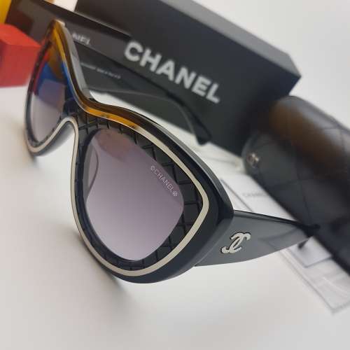 BRAND NEW CHANEL DESIGNER SUNGLASSES FOR SALE
