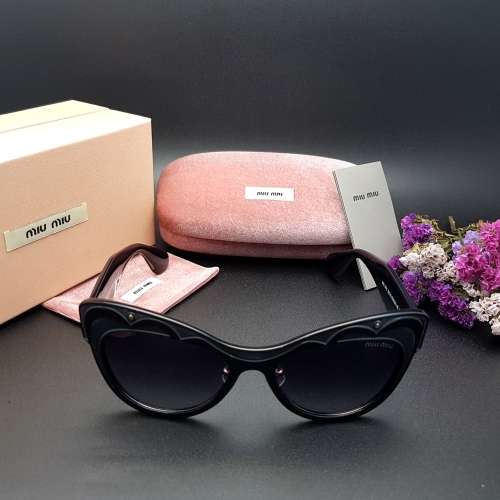 BRAND NEW MIU MIU DESIGNER SUNGLASSES FOR SALE