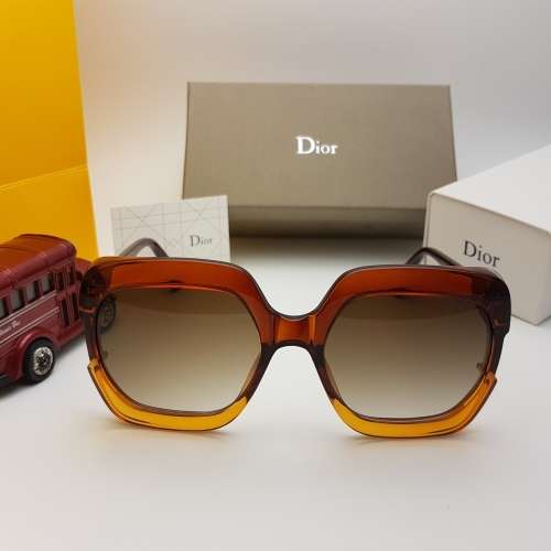 BRAND NEW DIOR DESIGNER SUNGLASSES FOR SALE