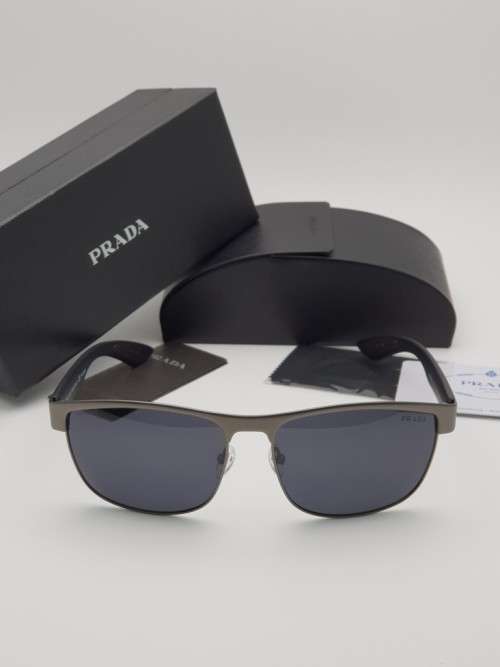 BRAND NEW PRADA  DESIGNER POLARIZED SUNGLASSES FOR SALE
