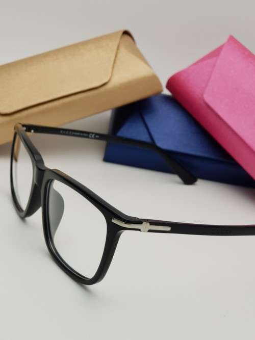 BRAND NEW GUCCI DESIGNER SPECTACLE FRAME FOR SALE