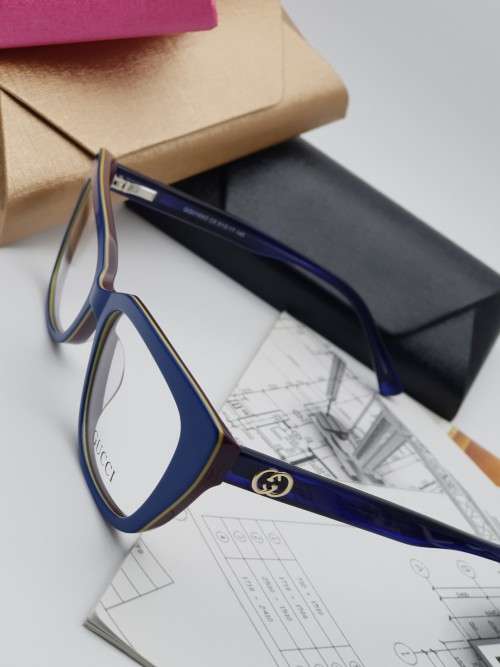 BRAND NEW GUCCI DESIGNER SPECTACLE FRAME..FOR SALE