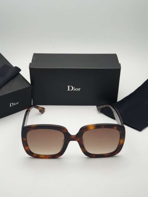 BRAND NEW DIOR DESIGNER SUNGLASSES FOR SALE