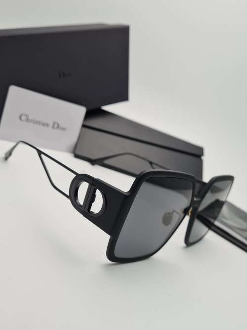 BRAND NEW DIOR DESIGNER SUNGLASSES FOR SALE