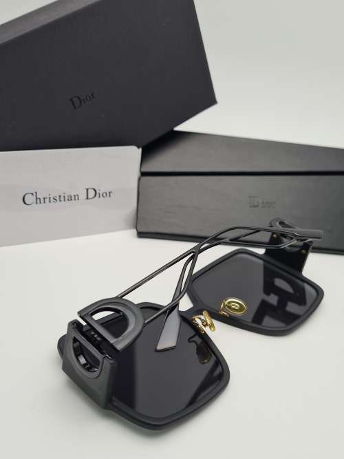 BRAND NEW DIOR DESIGNER SUNGLASSES FOR SALE