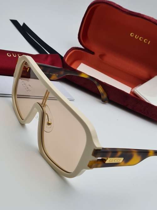 BRAND NEW GUCCI DESIGNER SUNGLASSES FOR SALE