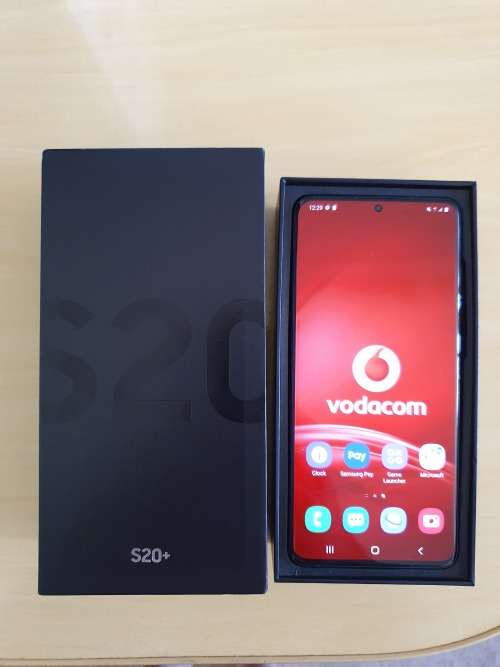 SAMSUNG S20 PLUS