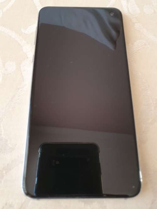 SAMSUNG S10E