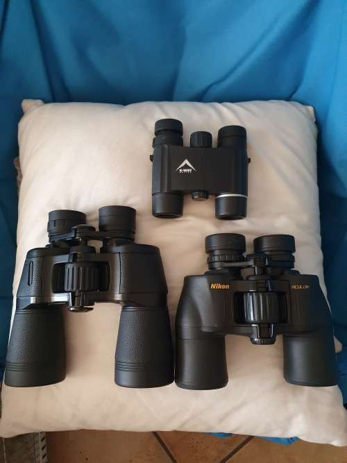 3x BINOCULARS