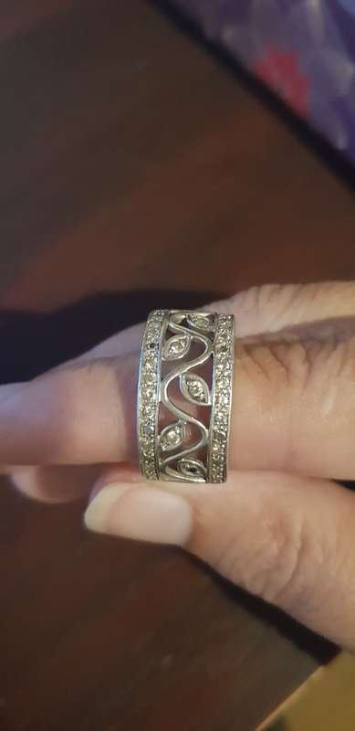 BEAUTIFUL CHUNKY STERLING SILVER FILIGREE RING SET WITH 19 GENUINE DIAMONDS