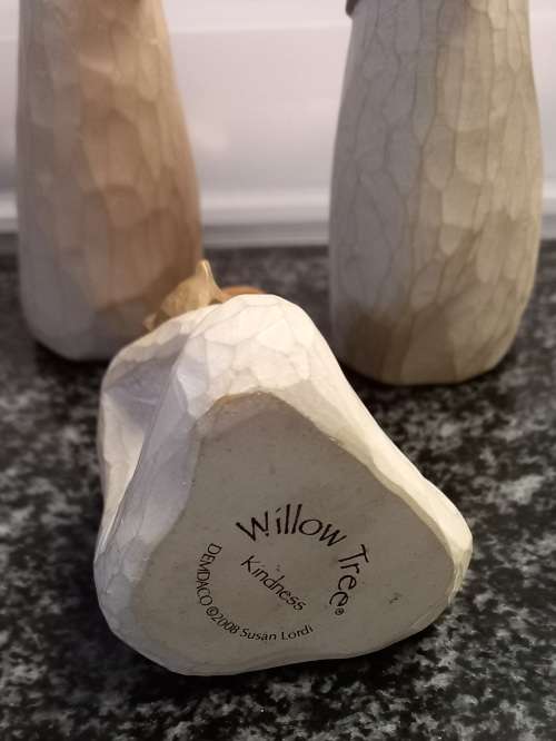 3 BEAUTIFUL WILLOW TREE FIGURINES BY SUSAN LORDI - ALL FOR 1 BID