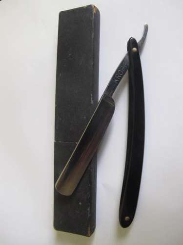KROPP CUT THROAT STRAIGHT RAZOR - MINT CONDITION made in SHEFFIELD