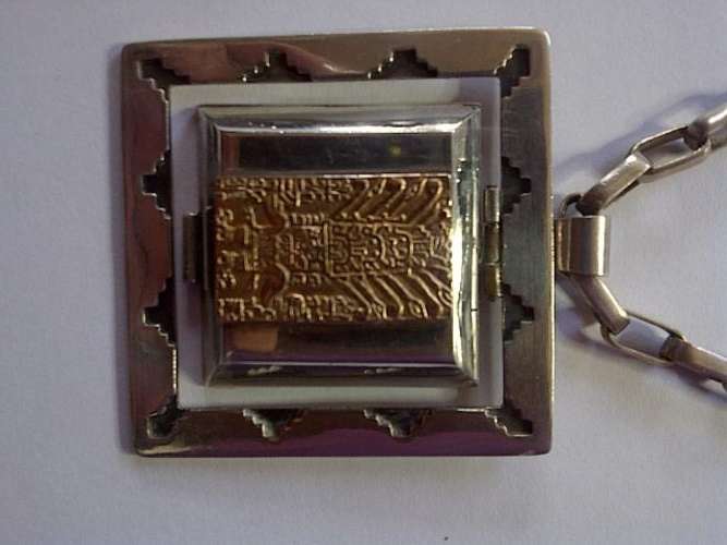 WOW!!! Vintage Peruvian 18K Gold and Sterling Silver Mayan Mens Locket and Chain!!