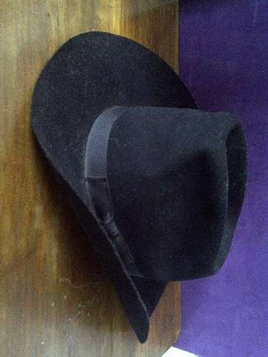 VINTAGE Black Felt Cowboy Western Hat