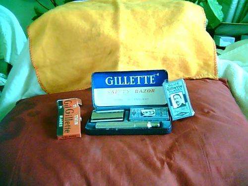 Gillette safety razor in metal case