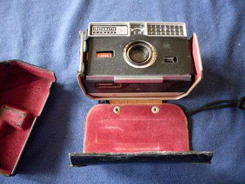 Kodak Instamatic 300 in original case. - The lid on the case is loose
