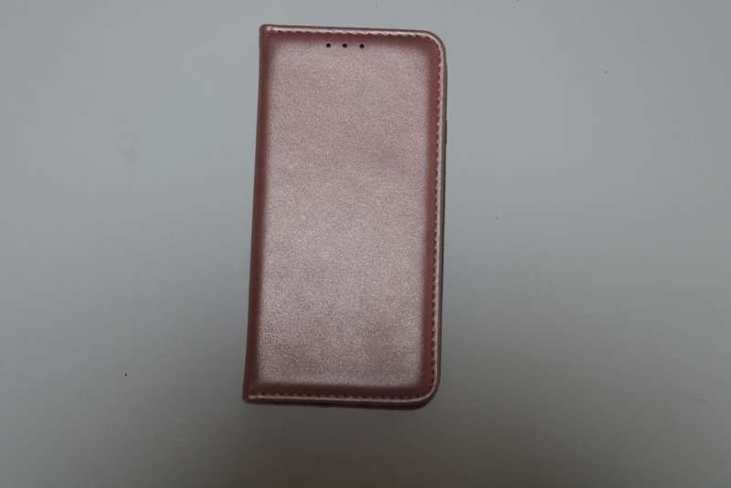 iPhone 7 32GB (Cover & Screenguard included)