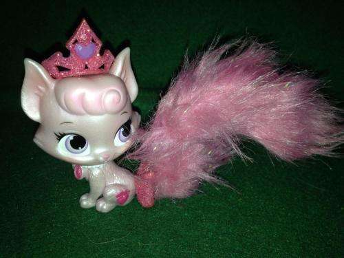 Pink Princess Pussycat - Disney - +-8cm tall not sure of the series