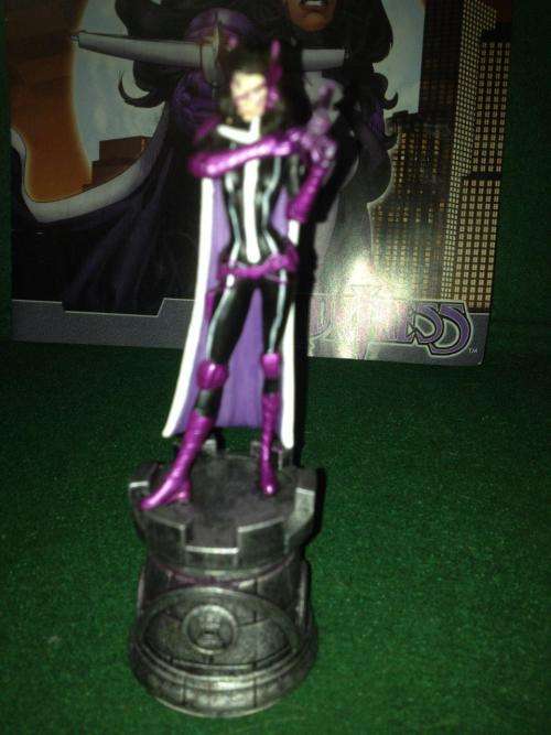 DC Chess Collection - Huntress c/w Magazine no 21 Eaglemoss Collections