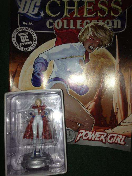 DC Chess Collection - Power Girl c/w Magazine no 45 Eaglemoss Collections