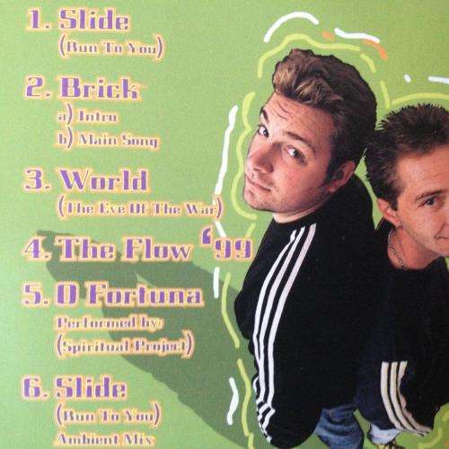 CD - Ian F & Sasha Martinengo - Slide