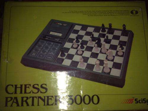 Vintage Chess Partner 3000 Made in Hong Kong by Scisys