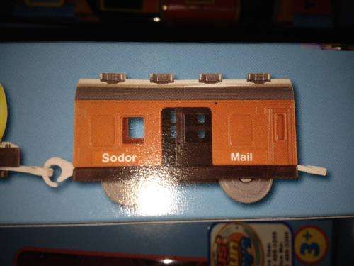 Thomas & Friends - Percy + 2 Carriages  Motorized Railway Track Master System- TOMY