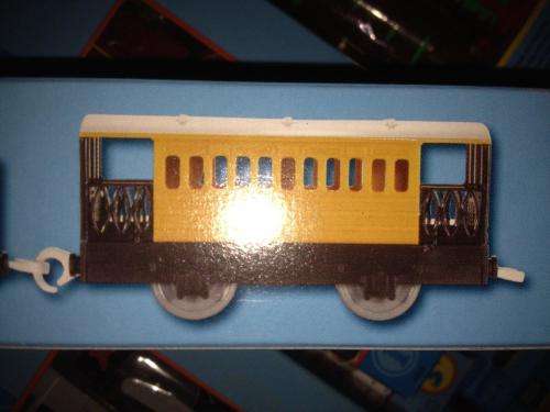 Thomas & Friends - Toby + 2 Carriages  Motorized Railway Track Master System- TOMY