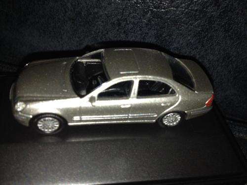 High Speed - Mercedes Benz E-Class - HO 1:87 Scale