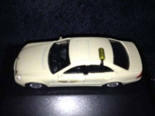 High Speed - Mercedes Benz E-Class "Taxi" - HO 1:87 Scale