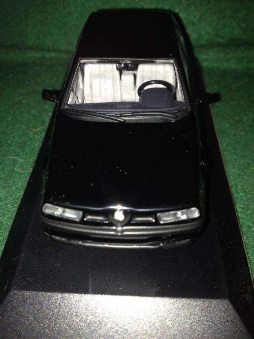MiniChamps - Alfa Romeo 155 Saloon - Black (NOS)
