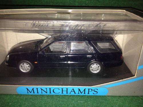 MiniChamps - Ford Scorpio Break - Blue / Grey (NOS)
