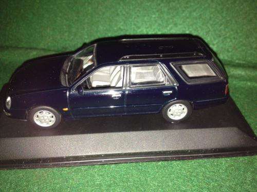 MiniChamps - Ford Scorpio Break - Blue / Grey (NOS)