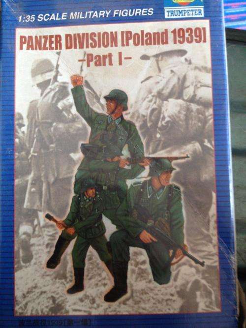 Trumpeter - Panzer Division (Poland 1939) Part I 1:35 Scale - Plastic Model Kit 402