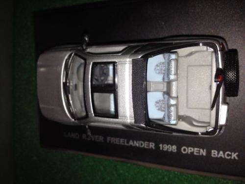 Universal Hobbies - Land Rover Freelander 1998 Open Back Silver - 1:43 Scale (NOS)