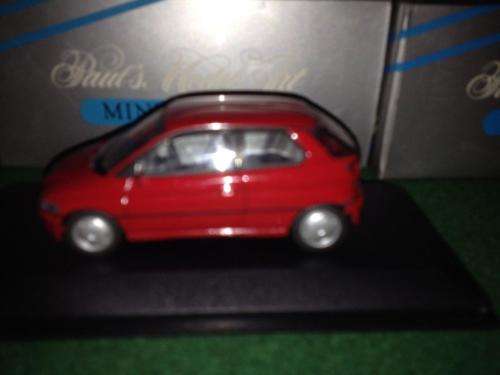MiniChamps - BMW E1  1:43 Scale (NOS)