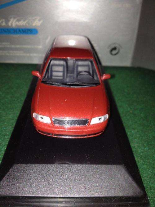 MiniChamps - Audi A4 Avant 1995 Metallic Red  1:43 Scale (NOS)