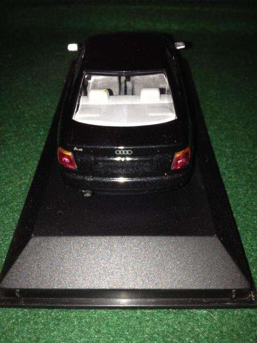MiniChamps - Audi A4 Saloon 1995 Metallic Black  1:43 Scale (NOS)
